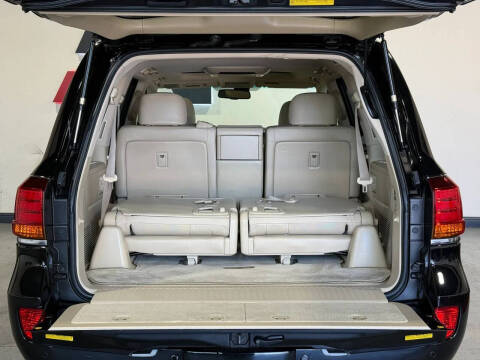 2010 Lexus LX 570