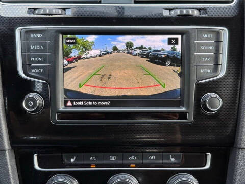 2017 Volkswagen Golf GTI S