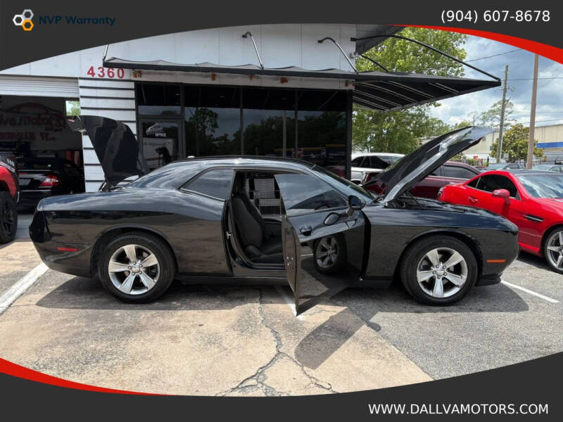 2015 Dodge Challenger SXT