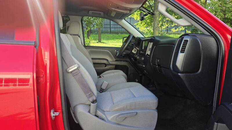 2017 Chevrolet Silverado 1500 Custom
