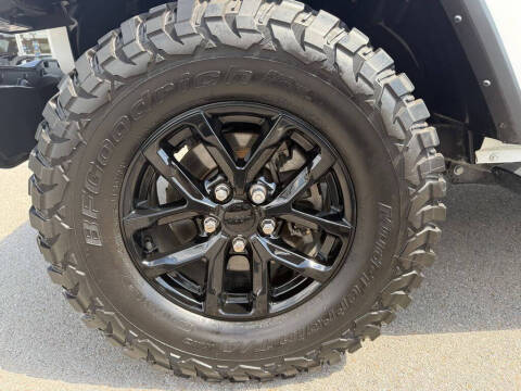 2023 Jeep Gladiator Sport S