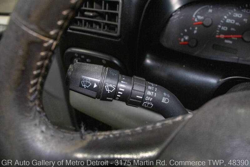 2005 Ford Excursion XLT