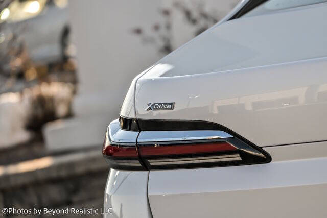 2025 BMW 7 Series 740i xDrive