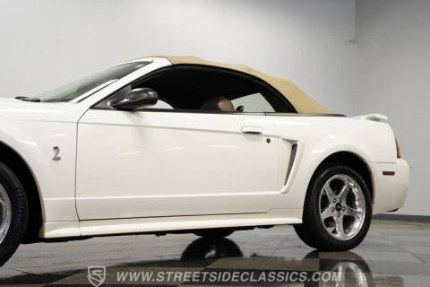 2001 Ford Mustang SVT Cobra