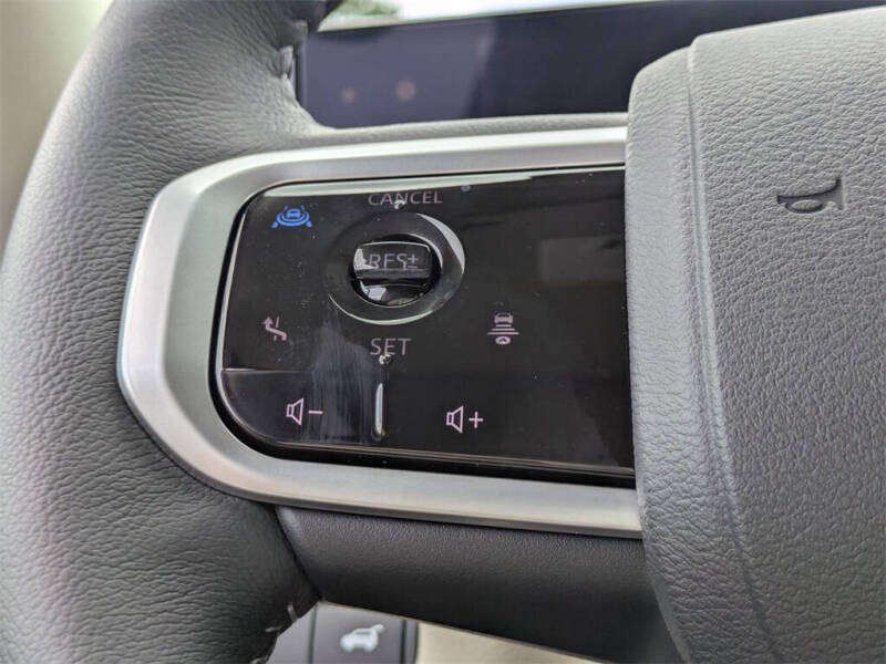 2025 Nissan Armada Platinum