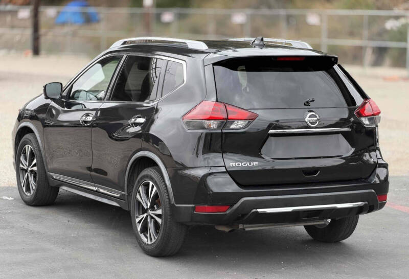 2018 Nissan Rogue SL