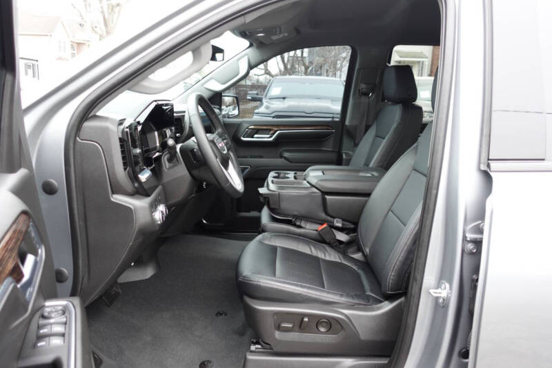 2023 GMC Sierra 1500 Elevation Standard