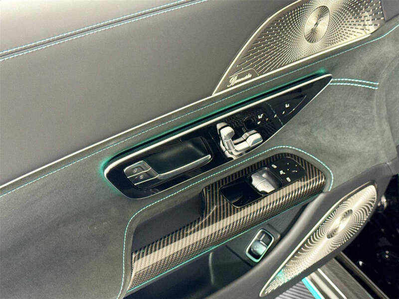 2025 Mercedes-Benz AMG GT 63 PRO