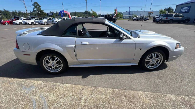 2001 Ford Mustang GT