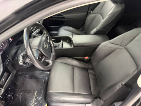 2024 Lexus ES 300h