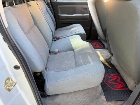 2005 Dodge Dakota SLT