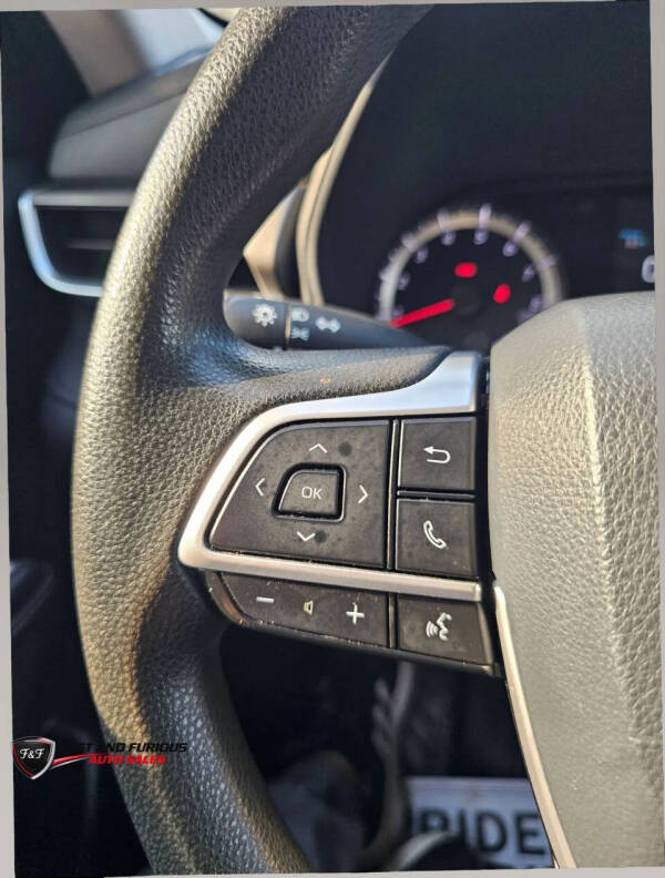 2022 Toyota Highlander L