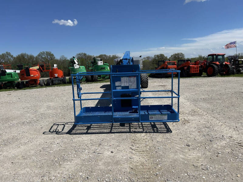 2016 Genie 85' Manlift