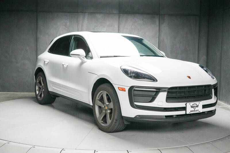 2022 Porsche Macan