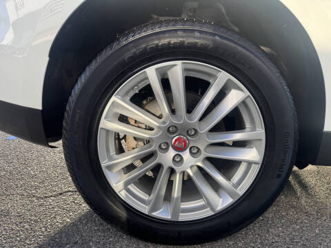 2019 Jaguar F-PACE 30t Prestige