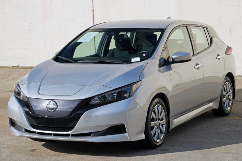 2023 Nissan LEAF S