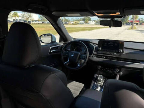 2024 Mitsubishi Outlander