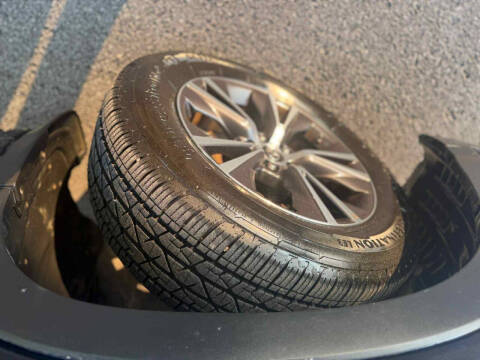 2018 Toyota Highlander LE