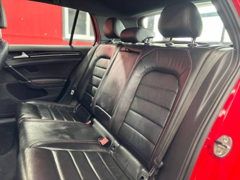 2016 Volkswagen Golf GTI