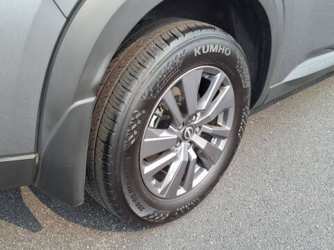 2023 Nissan Pathfinder SV