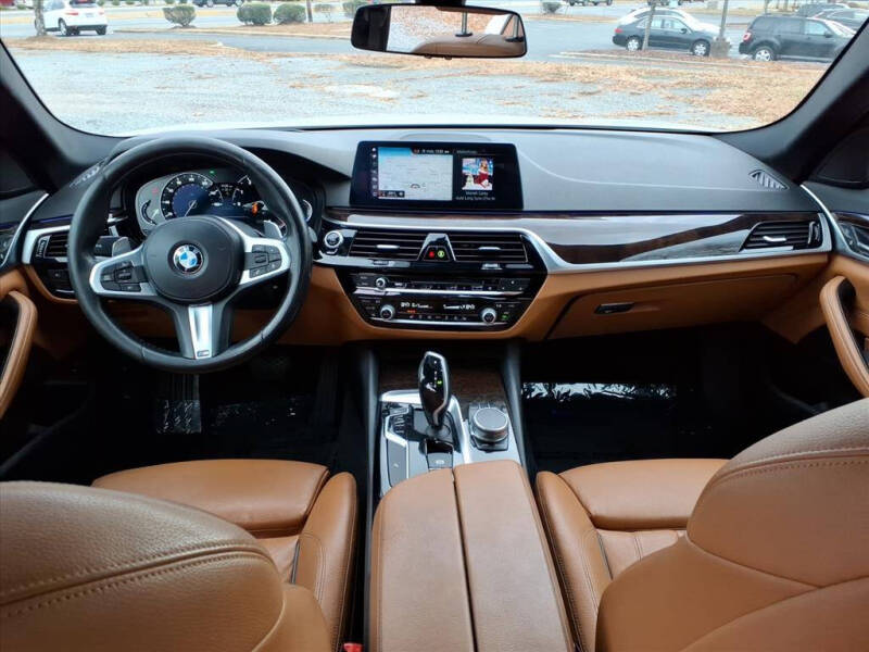 2018 BMW 5 Series 530i
