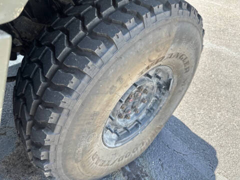 1991 AM General M998