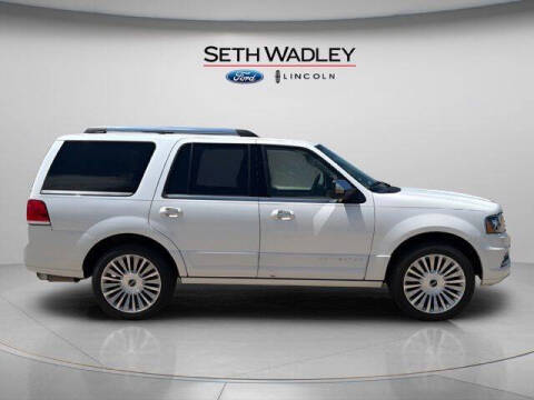 2017 Lincoln Navigator Select