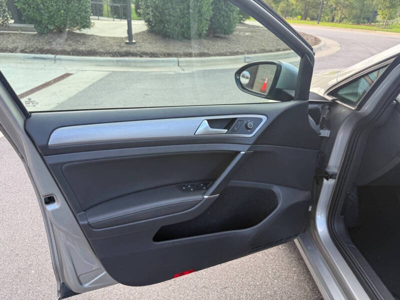 2015 Volkswagen Golf TSI S