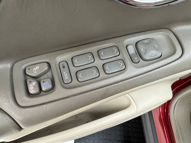 2004 Cadillac DeVille