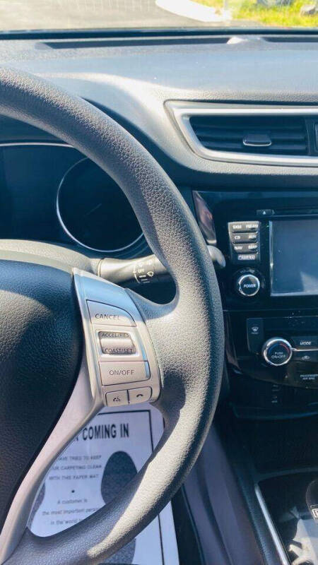 2015 Nissan Rogue SV