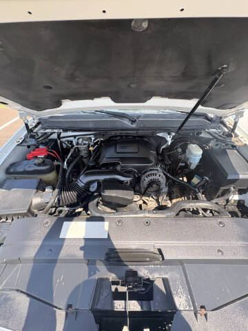 2011 Chevrolet Suburban LT