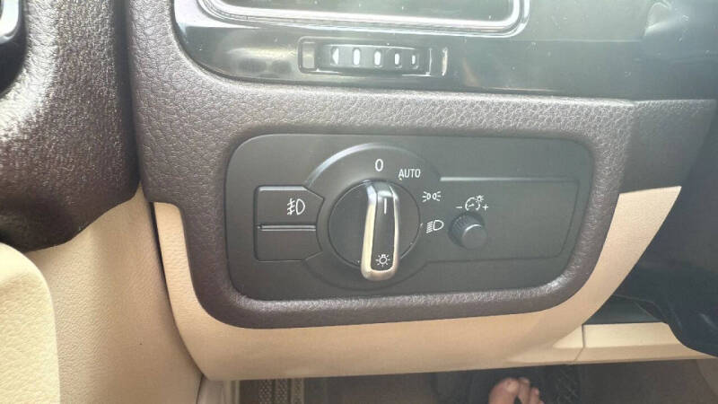 2012 Volkswagen Touareg