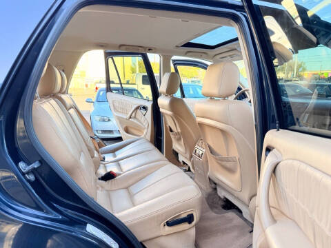 2005 Mercedes-Benz M-Class ML 500