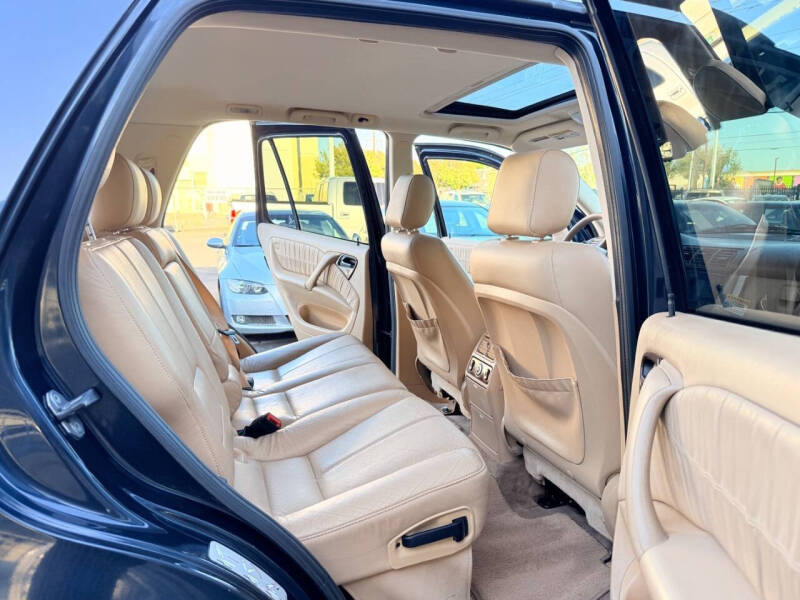 2005 Mercedes-Benz M-Class ML 500