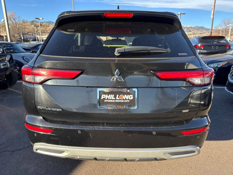 2022 Mitsubishi Outlander SE