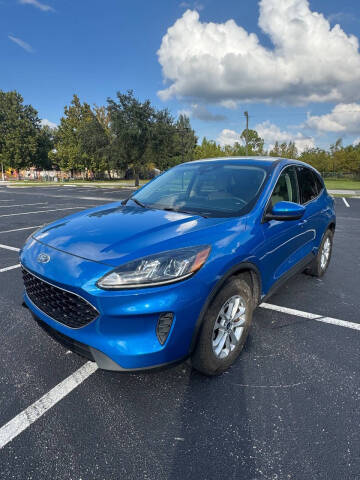 2020 Ford Escape SE