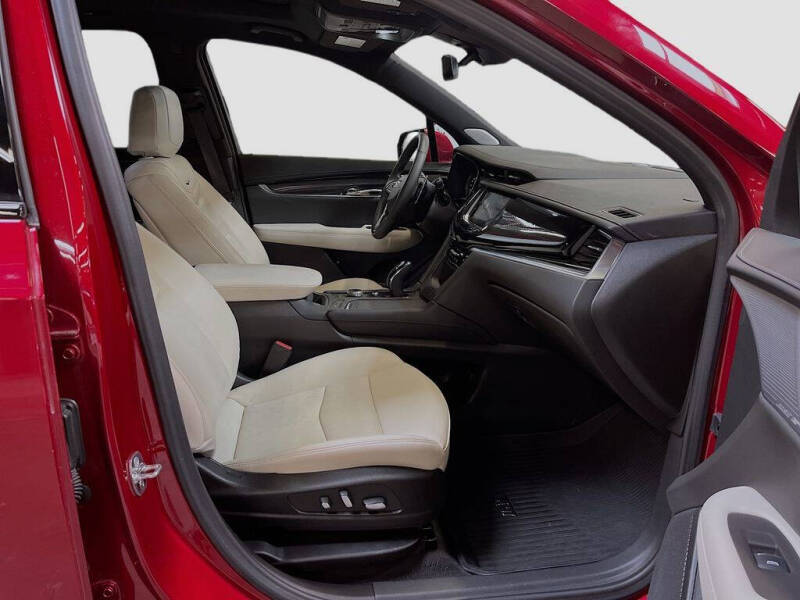 2025 Cadillac XT6 Sport