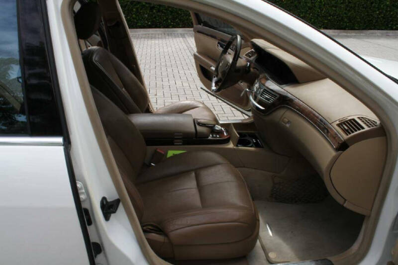 2007 Mercedes-Benz S-Class S 550