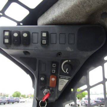 2012 John Deere 320 D SKIDSTEER