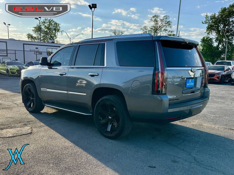 2020 Cadillac Escalade Luxury