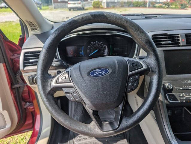 2019 Ford Fusion SE
