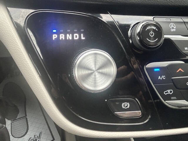 2019 Chrysler Pacifica Touring Plus