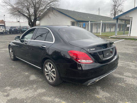 2016 Mercedes-Benz C-Class C 300