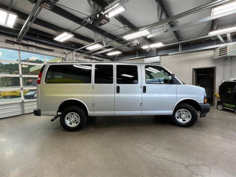 2024 Chevrolet Express 2500