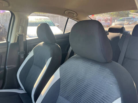 2021 Nissan Versa SV