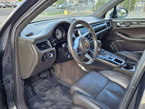 2018 Porsche Macan S