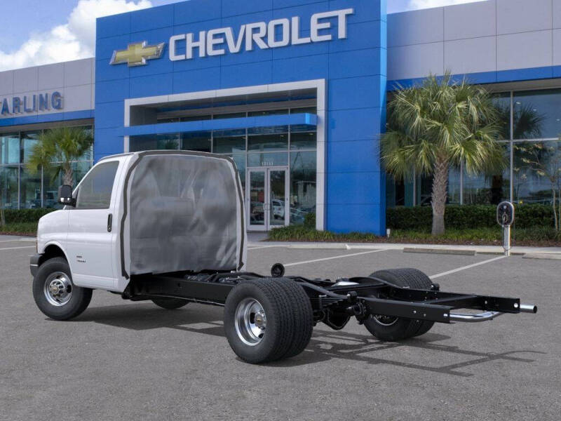 2026 Chevrolet Express 4500