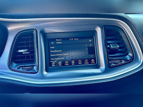 2019 Dodge Challenger SXT