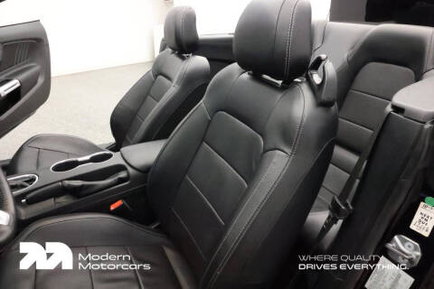 2022 Ford Mustang EcoBoost Premium