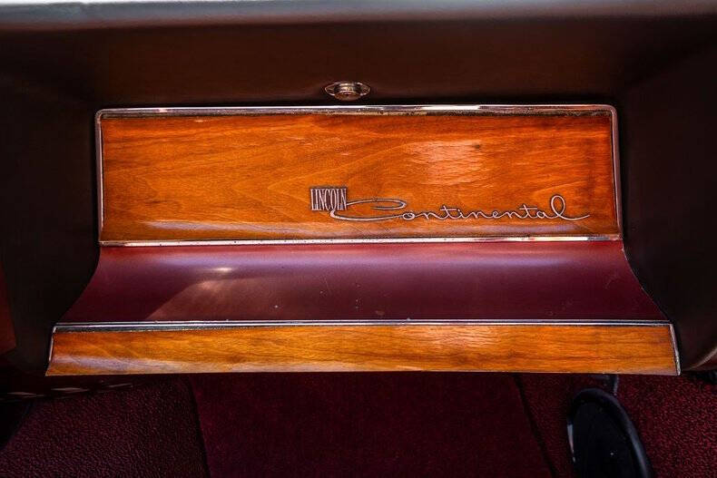 1962 Lincoln Continental